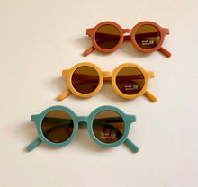 Load image into Gallery viewer, SUSTAINABLE SUNNIES | Fern